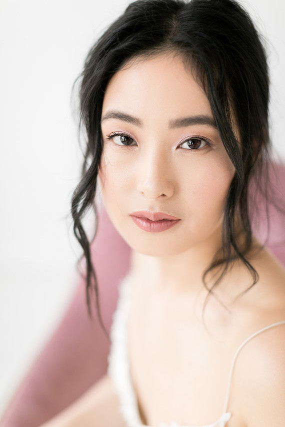 Minimalist bridal fashion