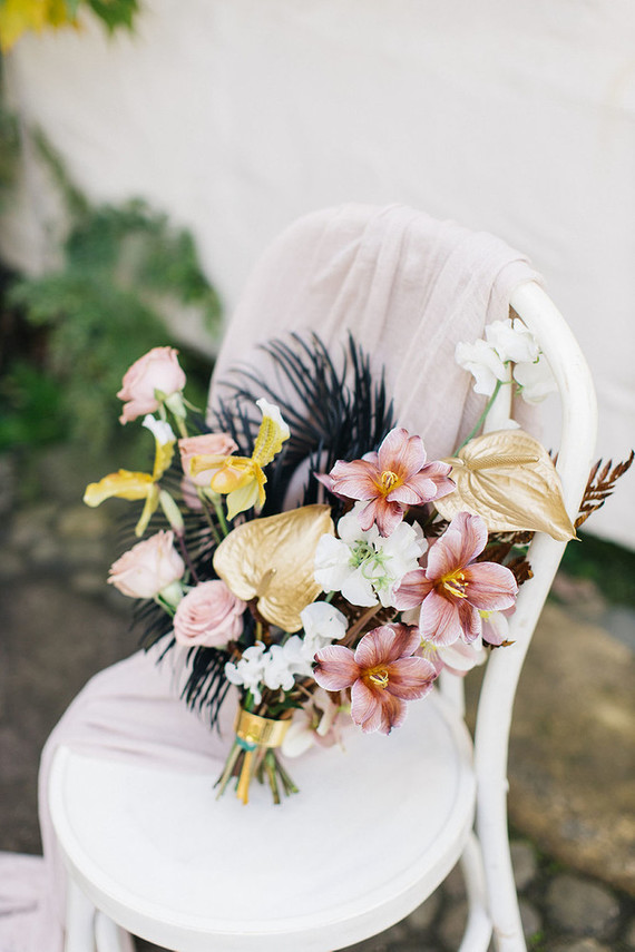 gold painted bridal bouquet Inspiration
