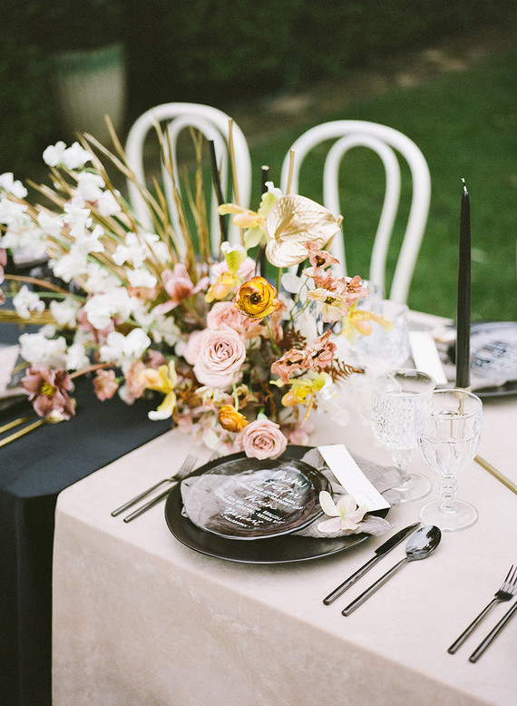 black place setting for wedding