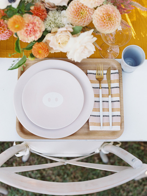 Charlotte's Web themed spring baby shower Inspiration