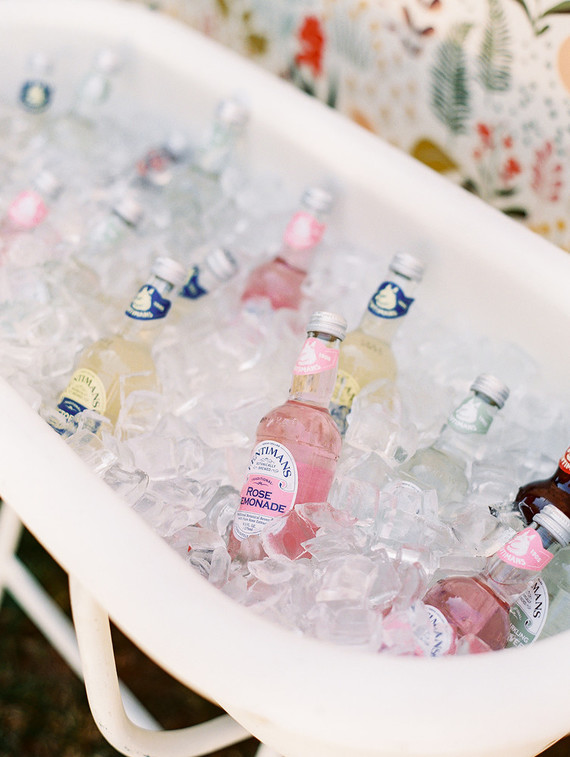 Charlotte's Web themed spring baby shower