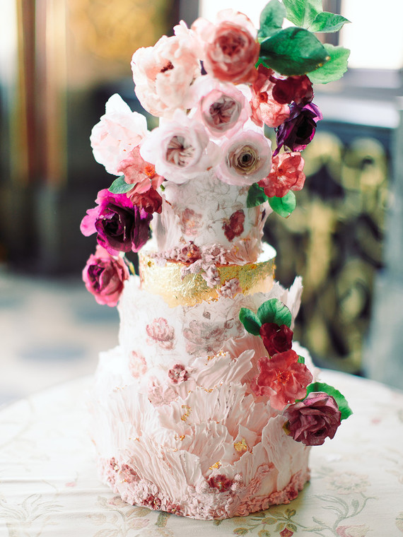 amazing floral wedding cake