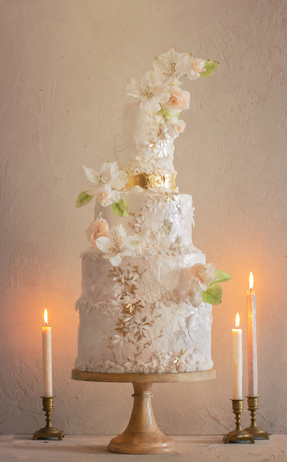 Fine art wedding cakes by Beata Tomasiewicz