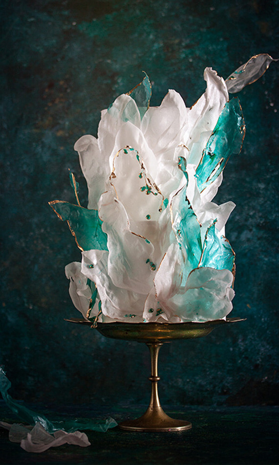 sculptural wedding cake