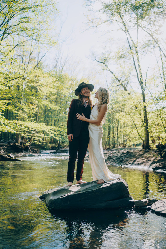 Elopement in the woods