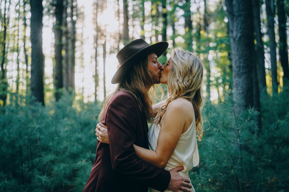 Elopement in the woods