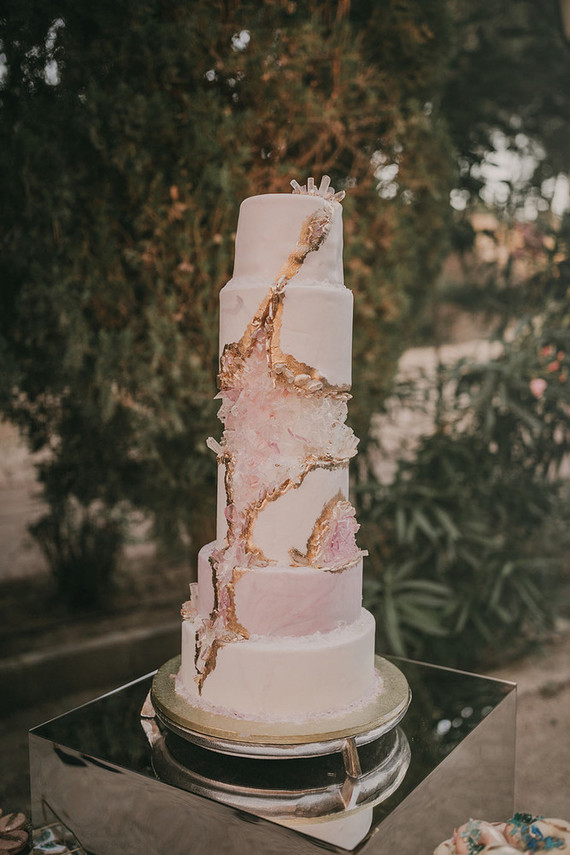 unique wedding cake