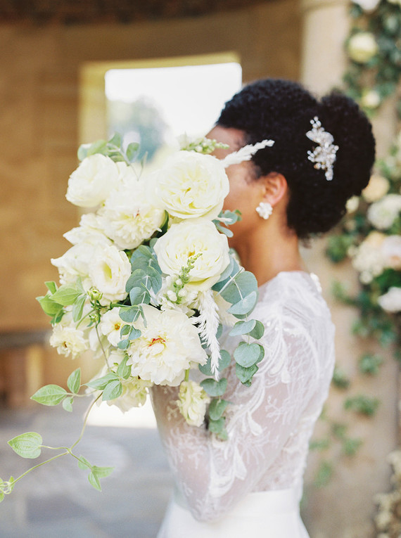 White wedding flowers