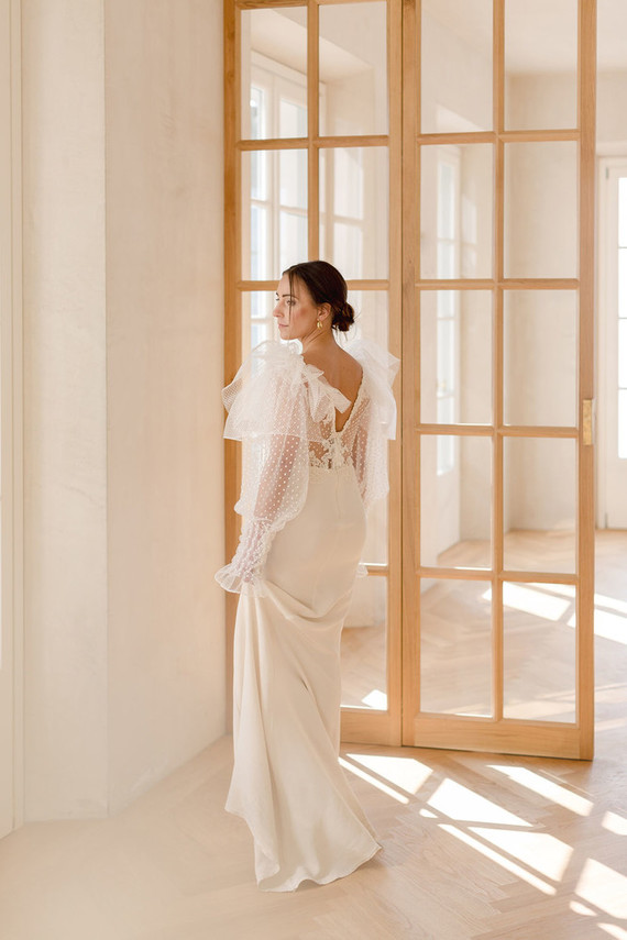 Anna Fucà wedding gown
