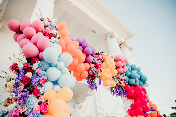 balloon installation for a kids birthday party