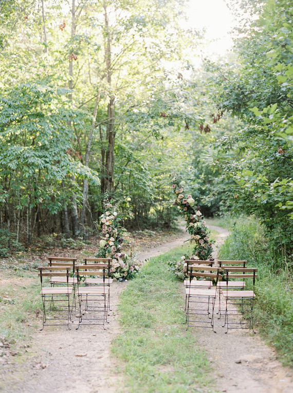 Fall wedding ceremony