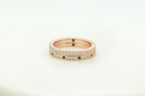 Stackable bands