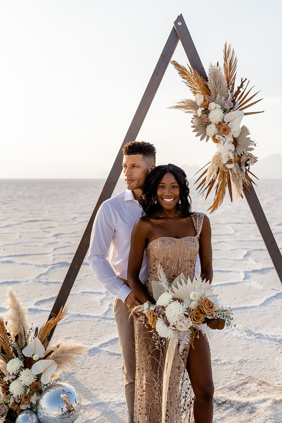 Anniversary shoot in the Salt Flats of Utah Inspiration