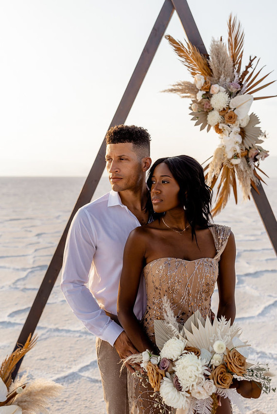 Anniversary shoot in the Salt Flats of Utah Inspiration