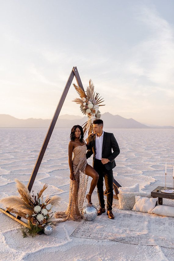 Anniversary shoot in the Salt Flats of Utah Inspiration