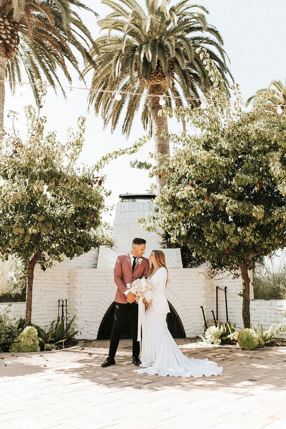 modern California elopement