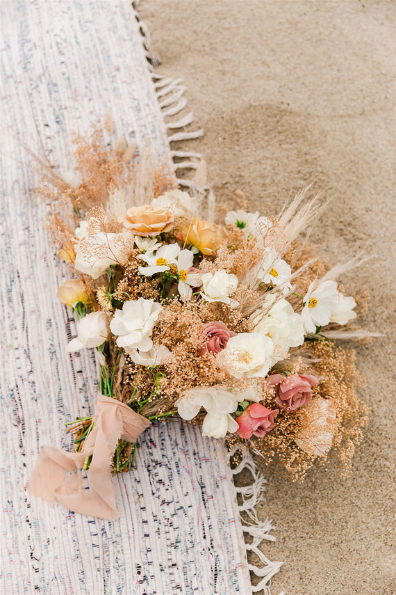 beach wedding bouquet