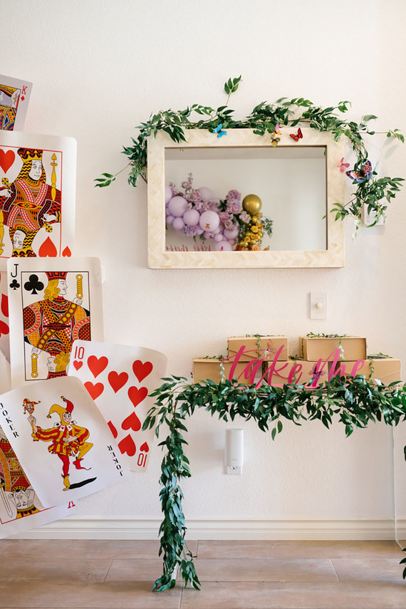 Alice in Wonderland kid birthday party