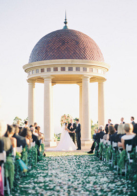 Pelican Hill wedding altar