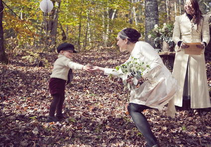 Bridal vintage dress detail