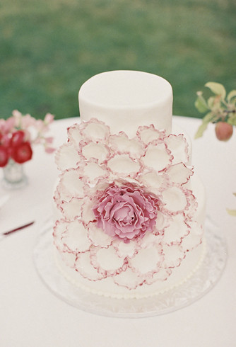 Giant flower wedding cake