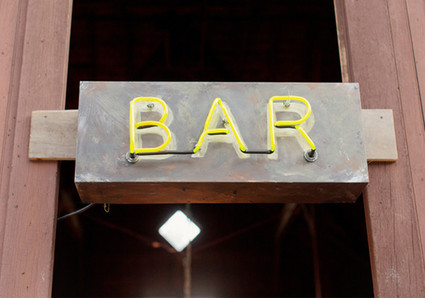 Yellow Neon Bar Sign