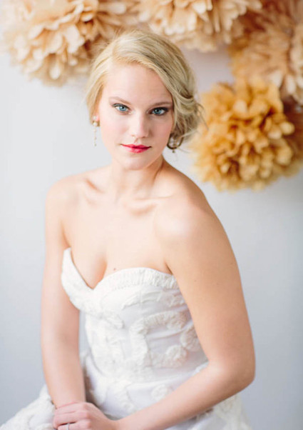 Textured Oscar De la Renta Strapless Gown