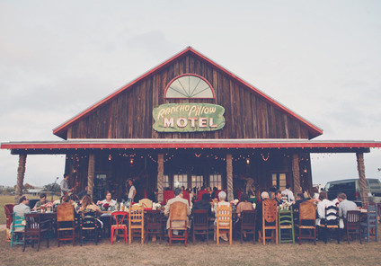 A Bleubird Vintage Wedding Wedding Inspiration