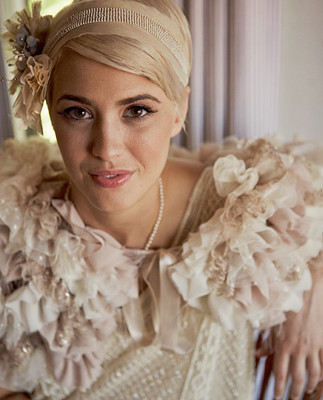 Roaring 1920's Wedding Bride