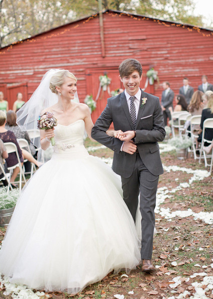 Vintage Outdoor Georgia Wedding Portrait