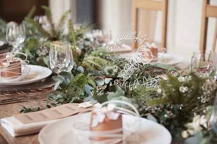 Organic and natural tablescape