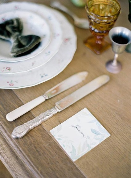 Velvety green wedding inspiration Wedding Inspiration