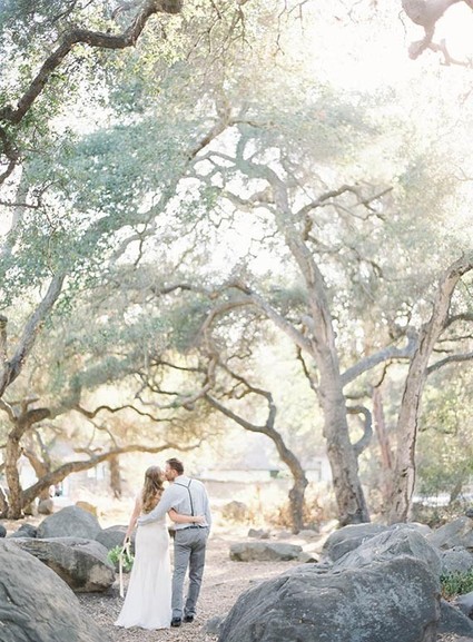 Velvety green wedding inspiration Wedding Inspiration