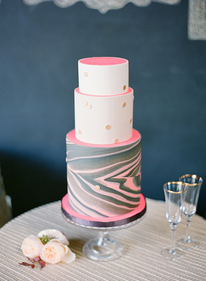 Marble grey and pink cake