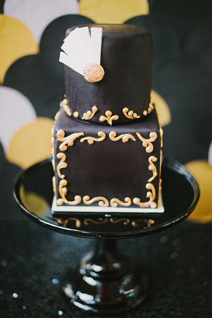 Black & gold Art Deco wedding cakes