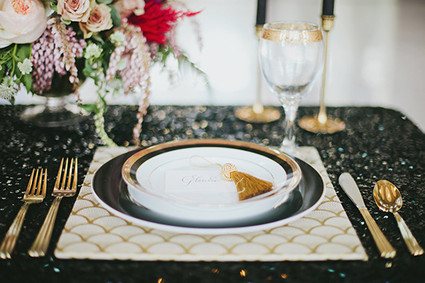 Art Deco table decor