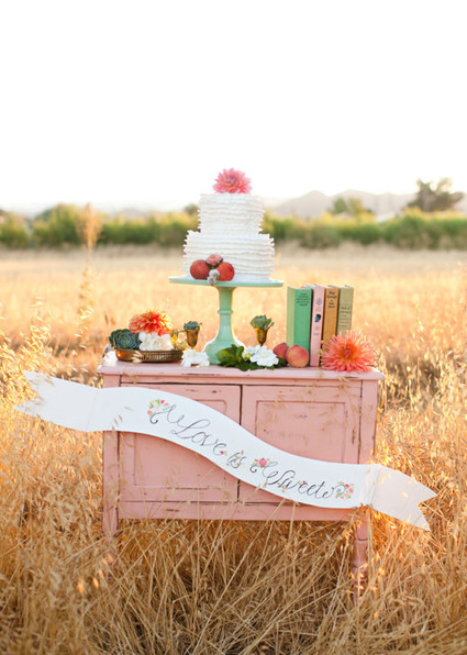 Modern, Rustic Wedding Inspiration