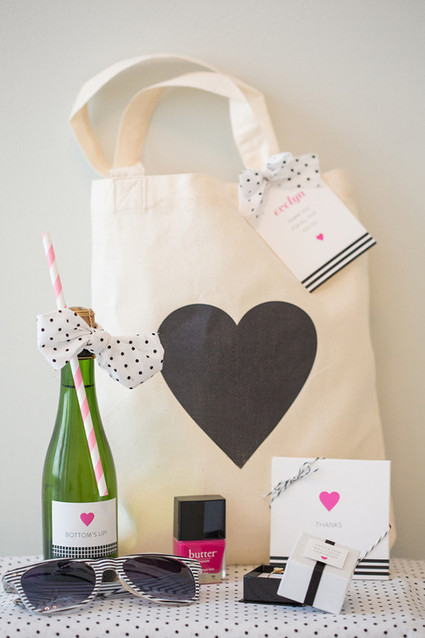 Bridal shower gift bags