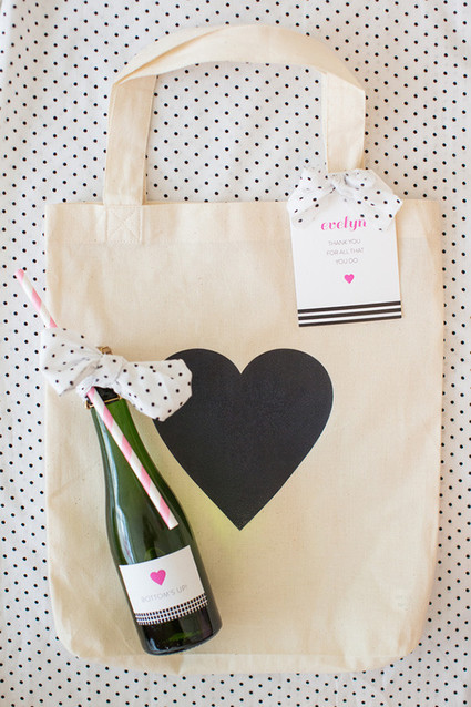 Bridal shower gift bags