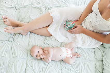 Mother and baby lifestyle photos by Poiema Photography | 100 Layer Cakelet