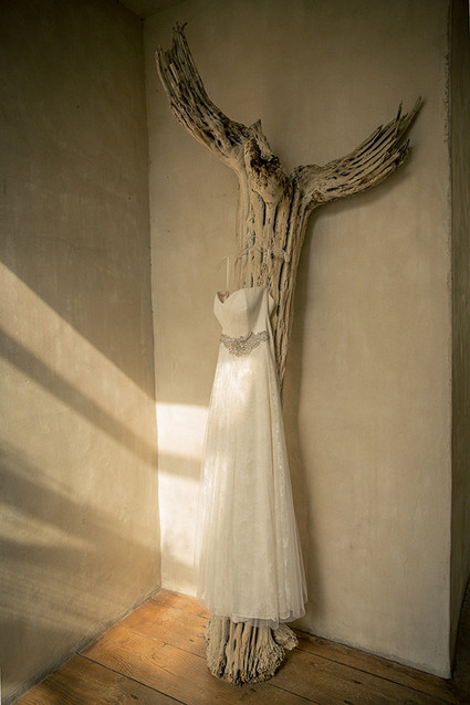 Modern Philip Dixon house wedding