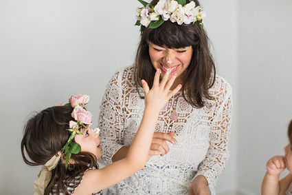 Mother daughter tea party by Bows and Arrows Flowers and NBarrett Photography | 100 Layer Cakelet