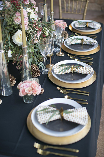Black and Gold Wedding Ideas
