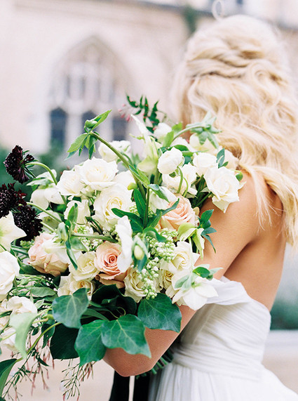 Organic rose and ranunculus bouquet