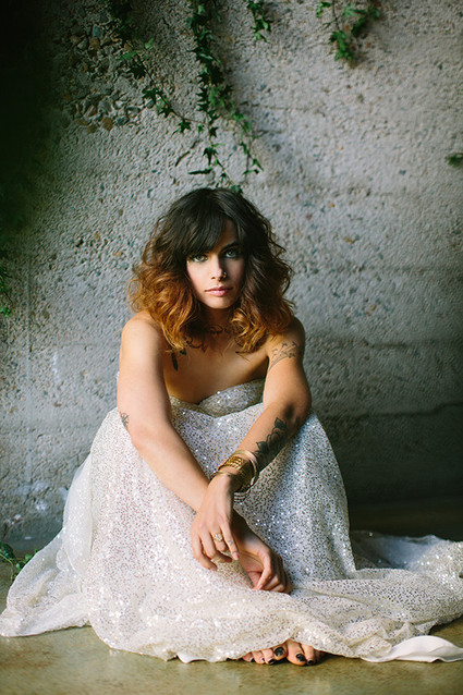 Emerald and gold bridal inspiration