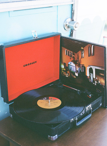 Retro glamper girls shoot