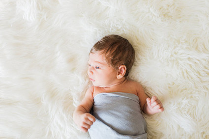 simple sweet newborn photo