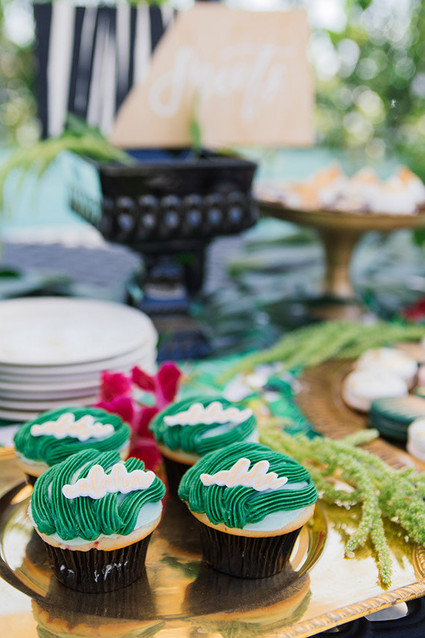 Tropical cupcakes