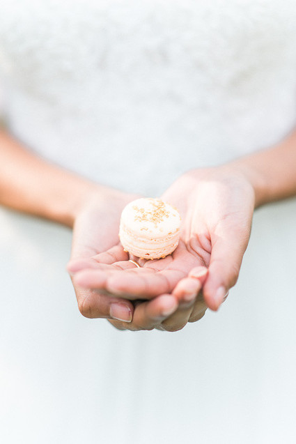 Coral macarons