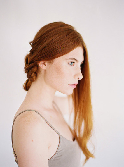 How-to create a low twisted updo